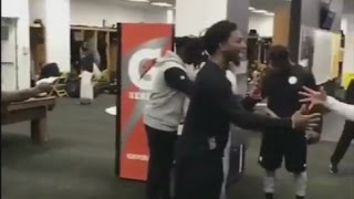 Pittsburgh Steelers Join Mannequin Challenge