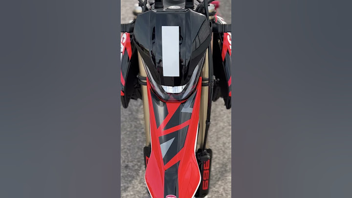 Hypermotard 698 Mono urban style on 2 wheels