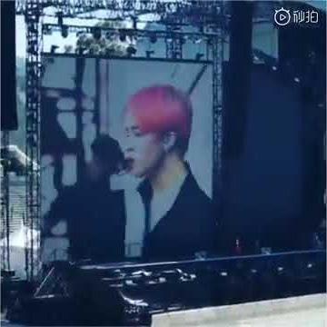 190504 BTS SPEAKYOURLSELF ROSE BOWL-JIMIN