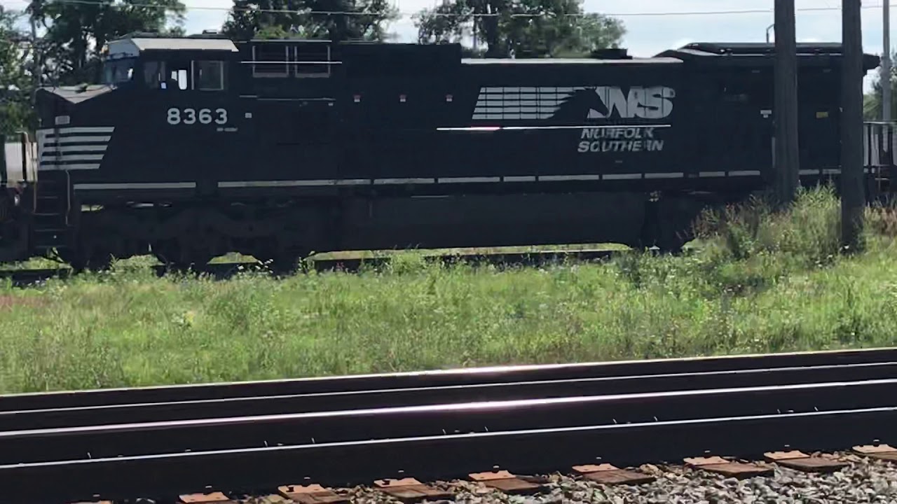 railfanning milwaukee Norfolk Southern intermodal thru North East Pa.