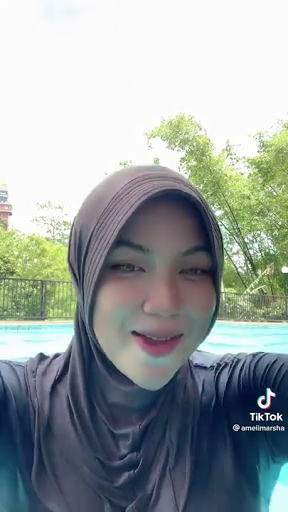 tete gede ketat di kolam renang bikin sange #jilbab #viral