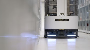 Shoe logistics robot TORU at Gabor