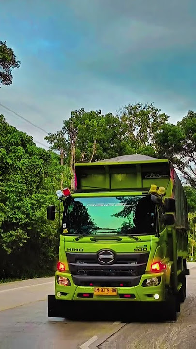 Hino lohan mbois keren abis story Hino lohan mbois keren abis #shots