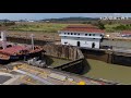 パナマ運河を通るバルクキャリア(帝国書院より)