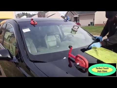 2011 Acura MDX windshield replacement - YouTube