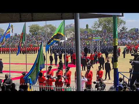 Video: Ukubwa wa bendera ya doria ni ngapi?