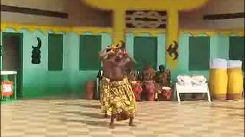 Traditional Ashanti dancers and drummers