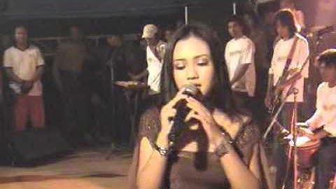 Dara rulia - menunggu