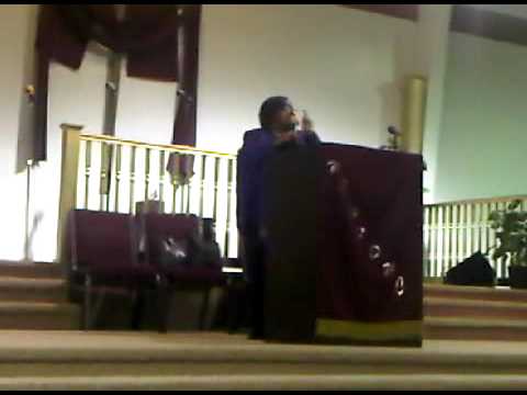 Prophetess Debbie Armstrong- I will Look to the Hill- St. Louis Crusade 2010 Sunday service Pt 2.3GP