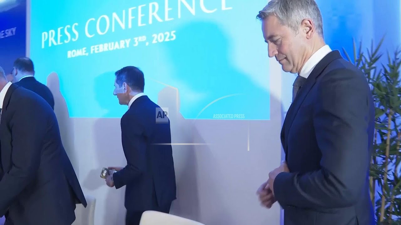 Lufthansa buys Ita Airways and says consolidation needed before new hires