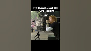 Ed Sheeran playing shape of you  #music #guitar#onemanband  #livemusic#fyp #edsheeran #live