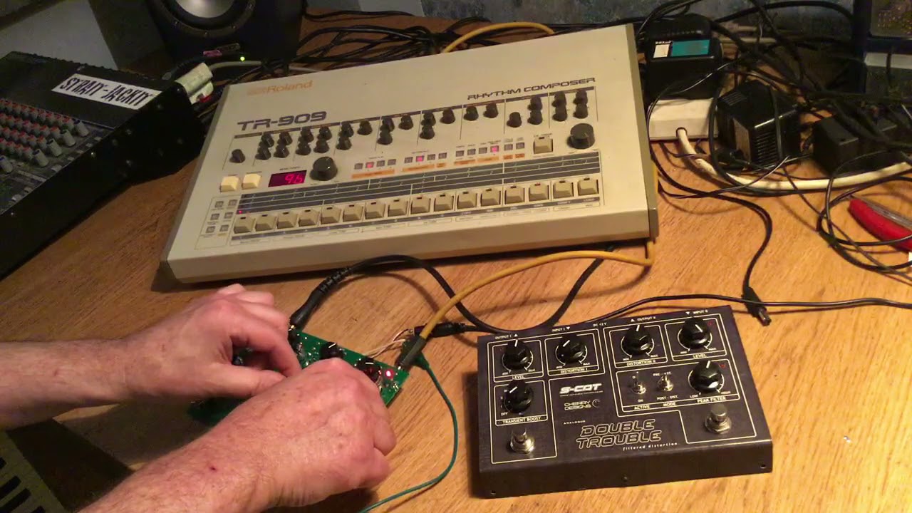 Roland TR-909 drum song running into the Double Trouble Distortion