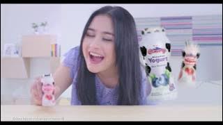 Minum Cimory Yogurt Drink Mini Setiap Hari dengan Rasa Buah Asli. Yogurt Drink Ya Cimory!