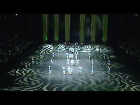 Ailsa Craig Highland Dancers am Berlin Tattoo 2012 in der O2 World
