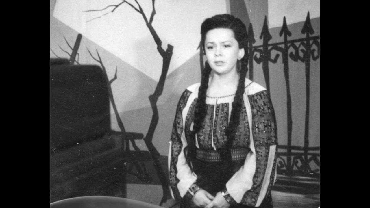 Angela Moldovan - La oglindă