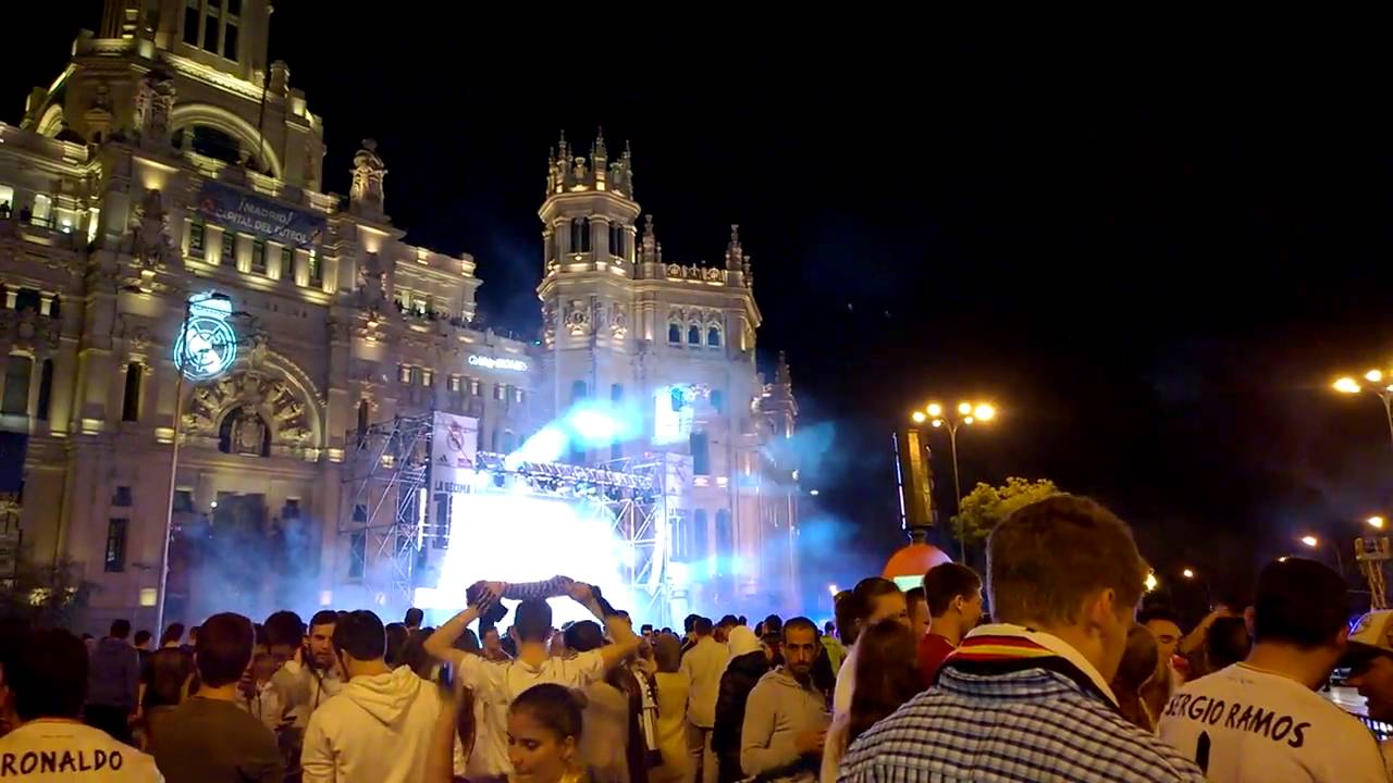 Real Madrid celebration in Plaza Cibeles - Uefa Champions League title ...