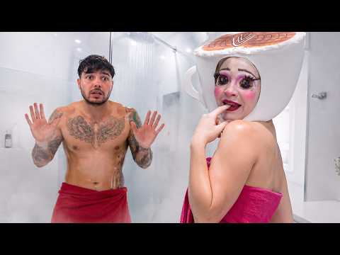 BALLERINA CAPUCHINA SE QUIERE BAÑAR CON YOLO