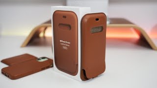 iPhone 12 Official Apple Leather Sleeve - Unboxing and Everything You Wanted to know