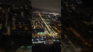 Ночная посадка в Санкт-Петербурге при хорошей погоде , видна Газпромбашня и Телевышка
