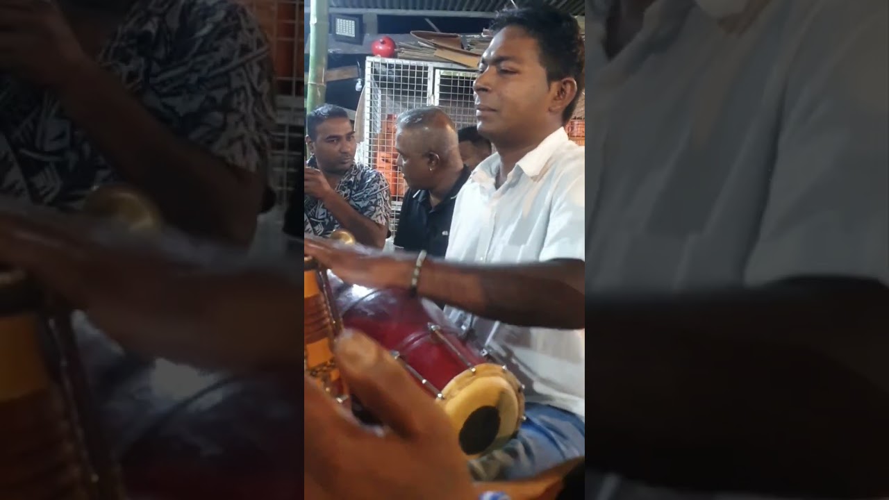 Fiji islands tambura bhajan by amit kishore & dholak by Sami Sandeep ... recorded by Arjesh Sami ...