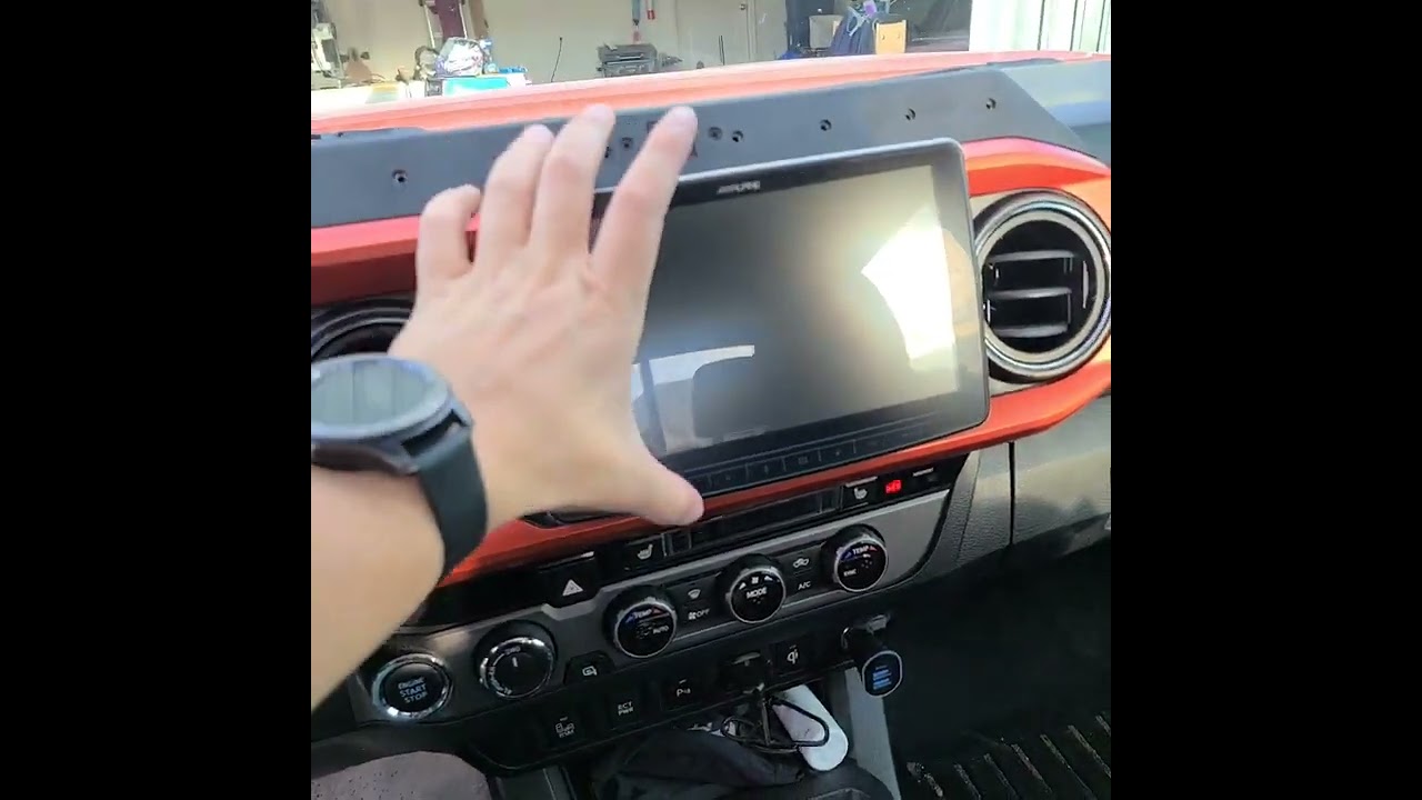 ALPINE VIE-X009 カーナビ. Broken Condition Alpine ILX or Halo screen not powering on, EASY FIX - YouTube