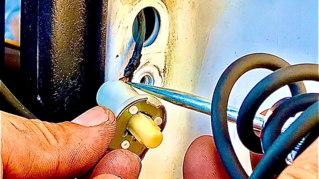 How to diagnose a bad car door sensor 