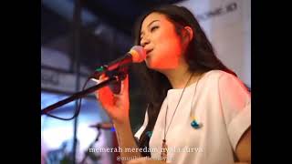 Download Lagu danila riyadi - senja di ambang pilu (live konser) ft.musik indie MP3