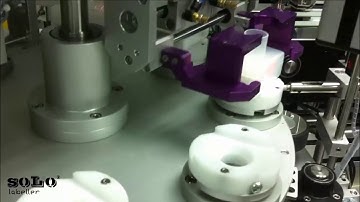 Rectangle Container Labelling Machine | Servo Rotary Indexing Wrap Around | Solo Labeller Technology