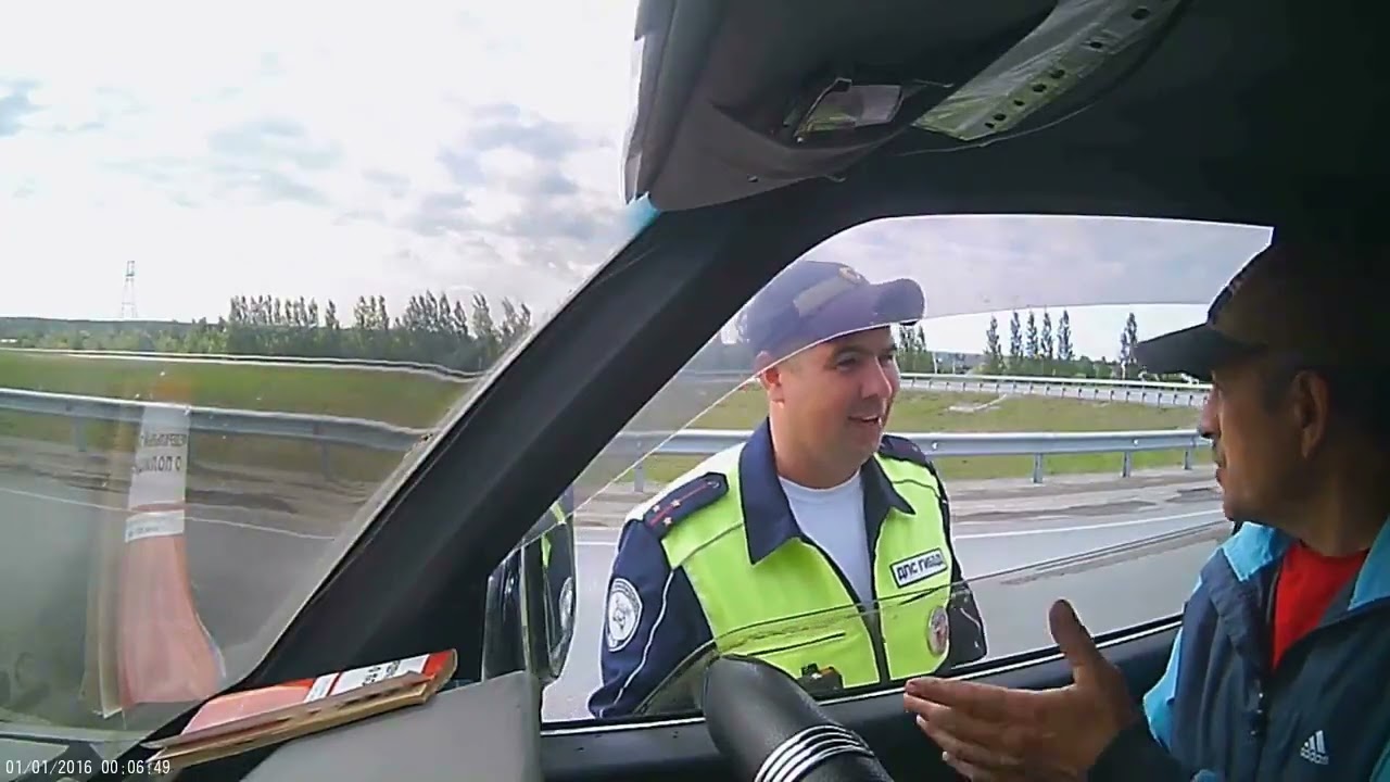 ИДПС Кузменко проверил документы без оснований и был привлечен к дисциплинарной ответственности. 