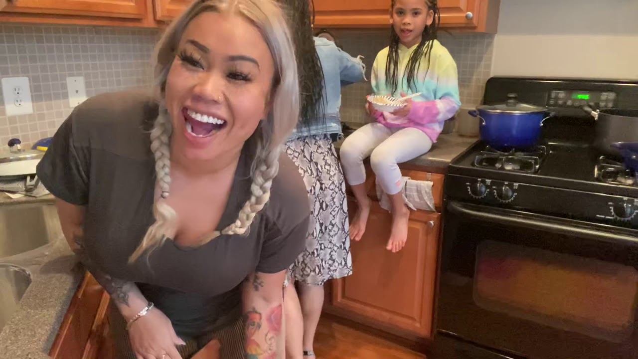 Grilling Mackerel FISH HEADS mukbang