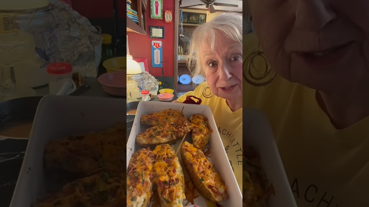 Sweet potato casserole and a pumpkin pie. Cooking with Brenda Gantt