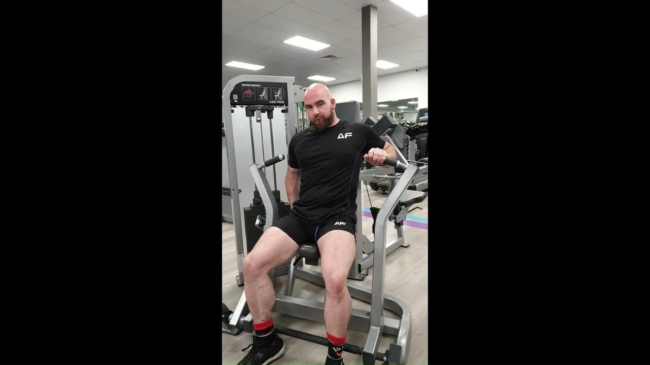 Hammer Strength Pin loaded Chest press YouTube