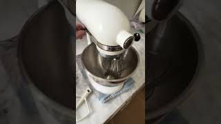 KitchenAid K45 4 5qt Lift Stand Heavy Duty Mixer with Bowl 3 Attachments Cover