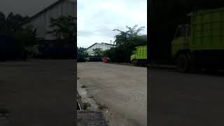 Download lagu Kisah seorang supir Kisah seorang supir