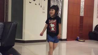 1070430菲菲跳舞free style好強啊!4y9m