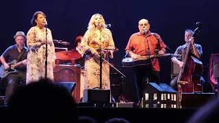 Alison Krauss  Gentle On My Mind  Humphreys  San Diego Ca  81018