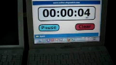 iBook G4 vs. Acer Aspire One (The Great Boot Time Race!)