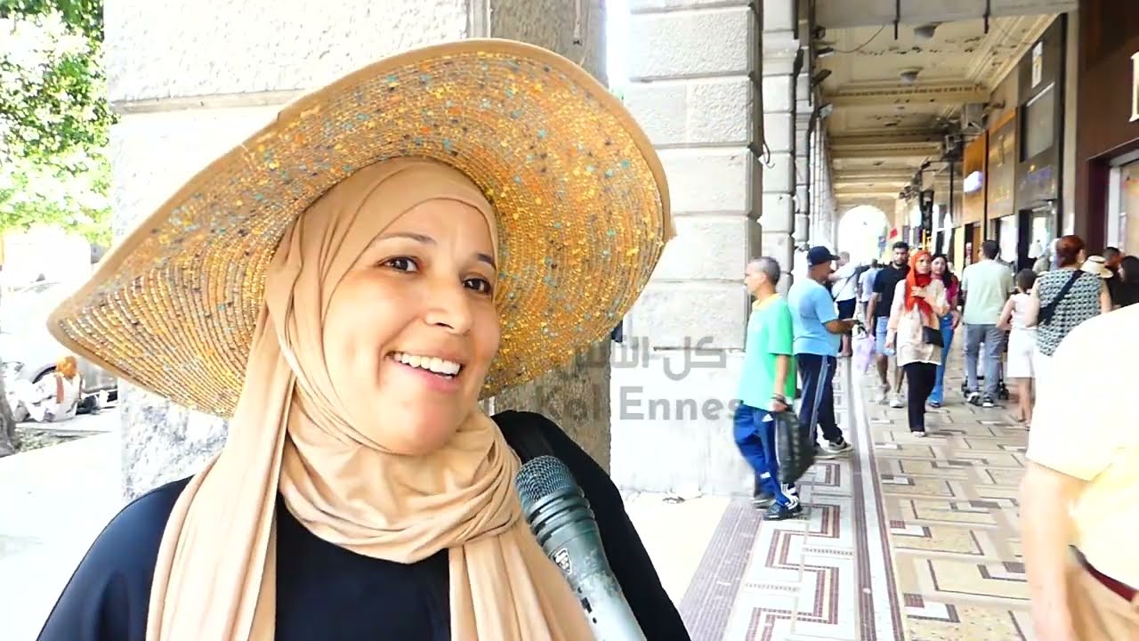 نساء تحب تركب على الرجال ،امهات تخلي صغارها وحدهم في دار و تمشي تعمل قهوة ،يطالبون بالمساواة مستحيل