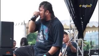 Kaluman band Live consert at Bandung Berisik
