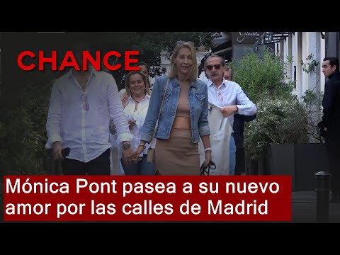 Mónica Pont pasea