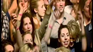 Adele Live @ The Albert Hall - Rolling in the deep HQ vocal.