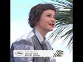 Crista Alfaiate pose sur le photocall du Festival de Cannes 2024 !
