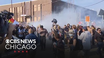 Federal agents, protesters clash outside Broadview ICE detention center