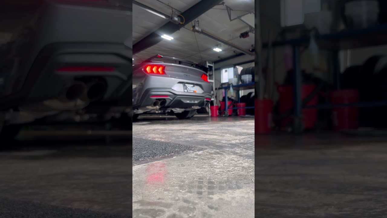 nah… 🌝😬this can’t be a stock 2025 GT… 