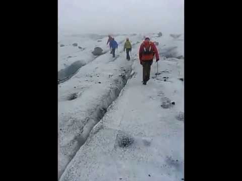 Martin on the rocks - Gletscherwanderung am Vatnajökull