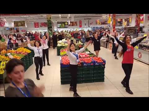 ცეკვა კარფურში  ⁄ cekva carrefourshi