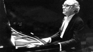 Brendel plays Beethoven Piano Sonata No.16, Op.31 No.1 (1/3)