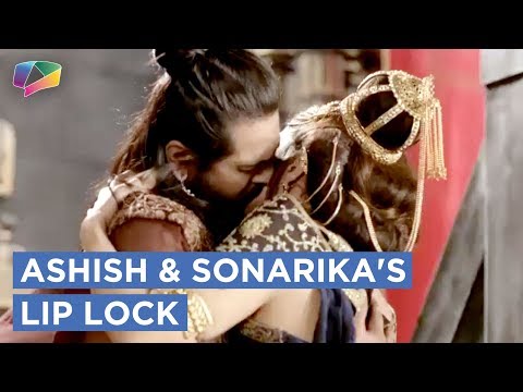 Ashish And Sonarika's Lip Lock|Prithvi Vallabh|Exclusive