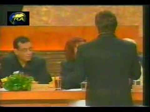 Wael Kfoury Am Ikzob Alaiki Live