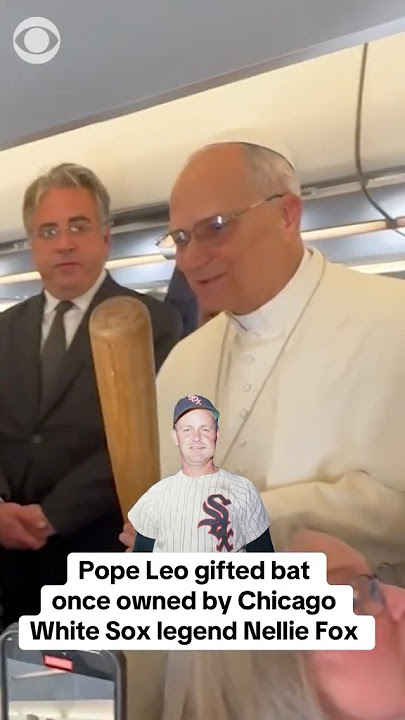 Pope Leo gifted bat once owned by Chicago White Sox legend Nellie Fox #shorts